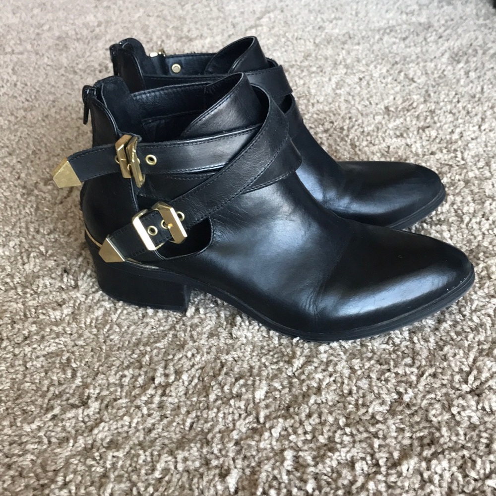 Seychelles bootie size 8.5